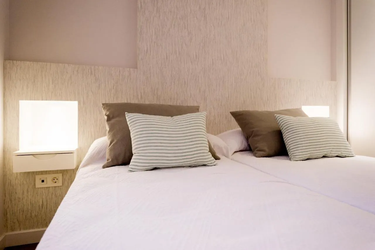 Puerto de Málaga Premium 3 Bedrooms Apartment 0*,
